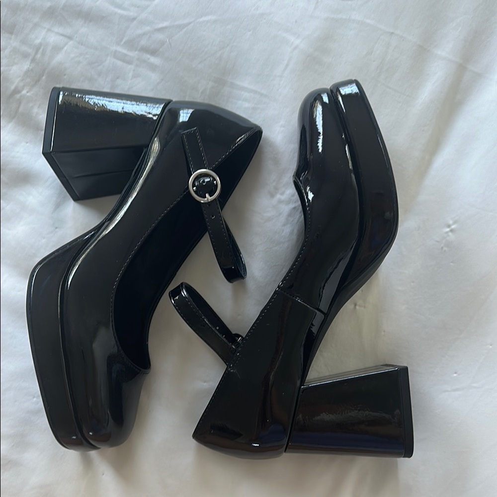 Steve Madden Black Mary Jane Heels